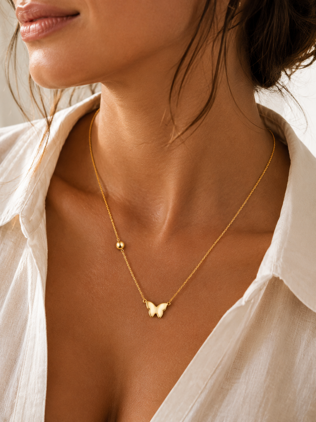Butterfly Glow Necklace | GOLD